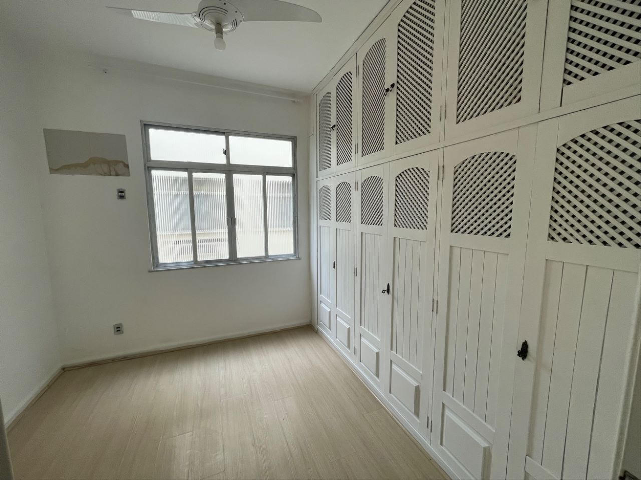 Apartamento à venda com 2 quartos, 70m² - Foto 5