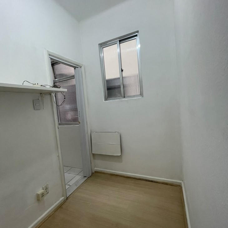 Apartamento à venda com 2 quartos, 70m² - Foto 13