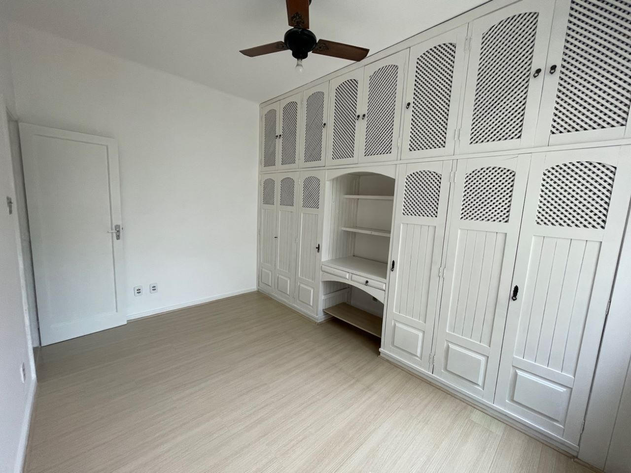 Apartamento à venda com 2 quartos, 70m² - Foto 8