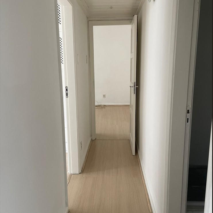 Apartamento à venda com 2 quartos, 70m² - Foto 4