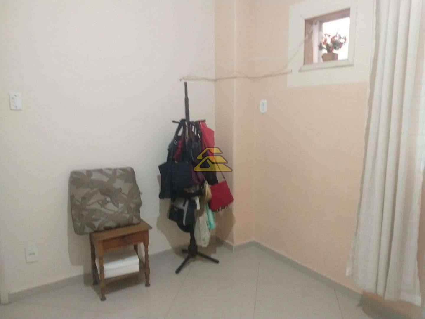 Apartamento à venda com 3 quartos, 108m² - Foto 15