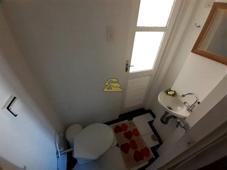 Apartamento à venda com 2 quartos, 68m² - Foto 29