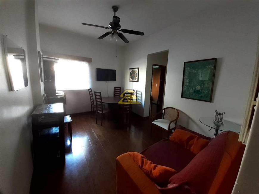 Apartamento à venda com 2 quartos, 68m² - Foto 1