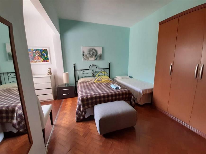 Apartamento à venda com 2 quartos, 68m² - Foto 7