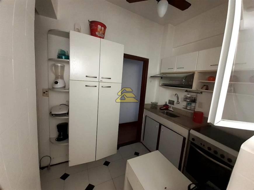 Apartamento à venda com 2 quartos, 68m² - Foto 23