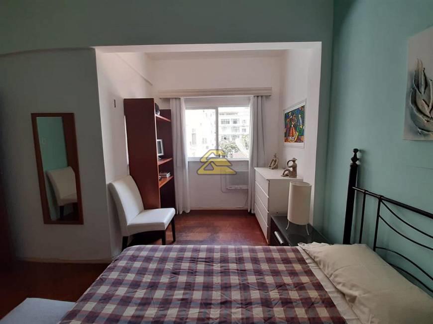 Apartamento à venda com 2 quartos, 68m² - Foto 8