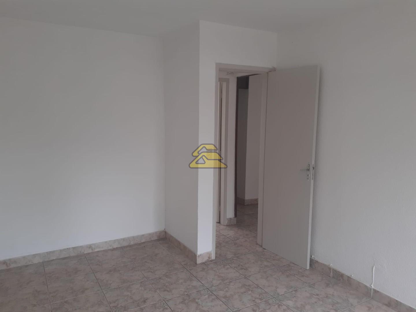 Apartamento à venda com 2 quartos, 60m² - Foto 4