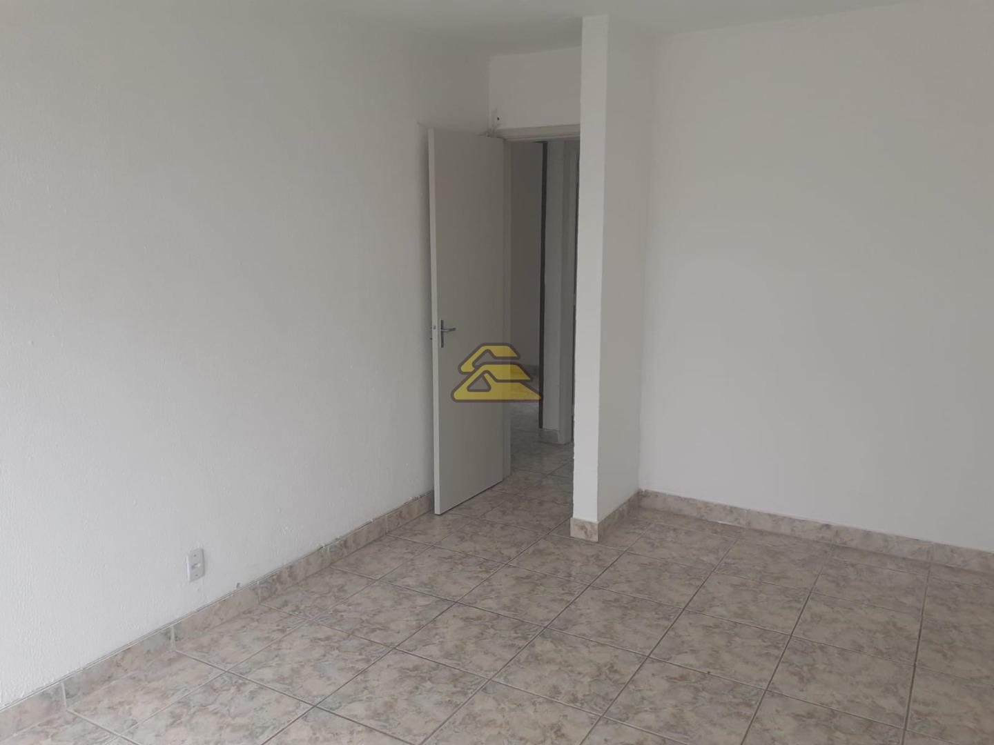 Apartamento à venda com 2 quartos, 60m² - Foto 2