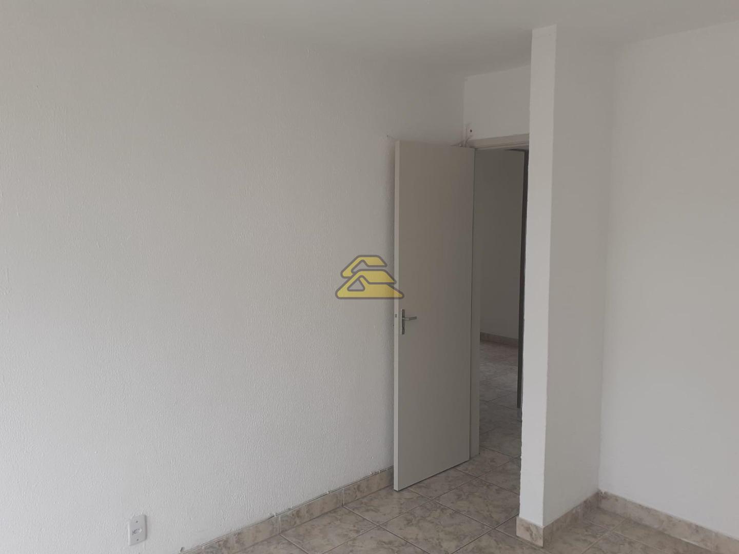 Apartamento à venda com 2 quartos, 60m² - Foto 9