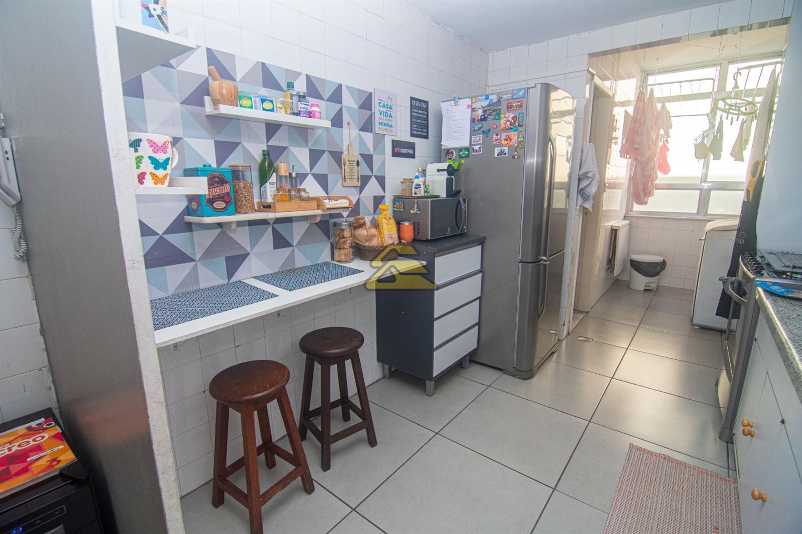 Apartamento à venda com 3 quartos, 120m² - Foto 23