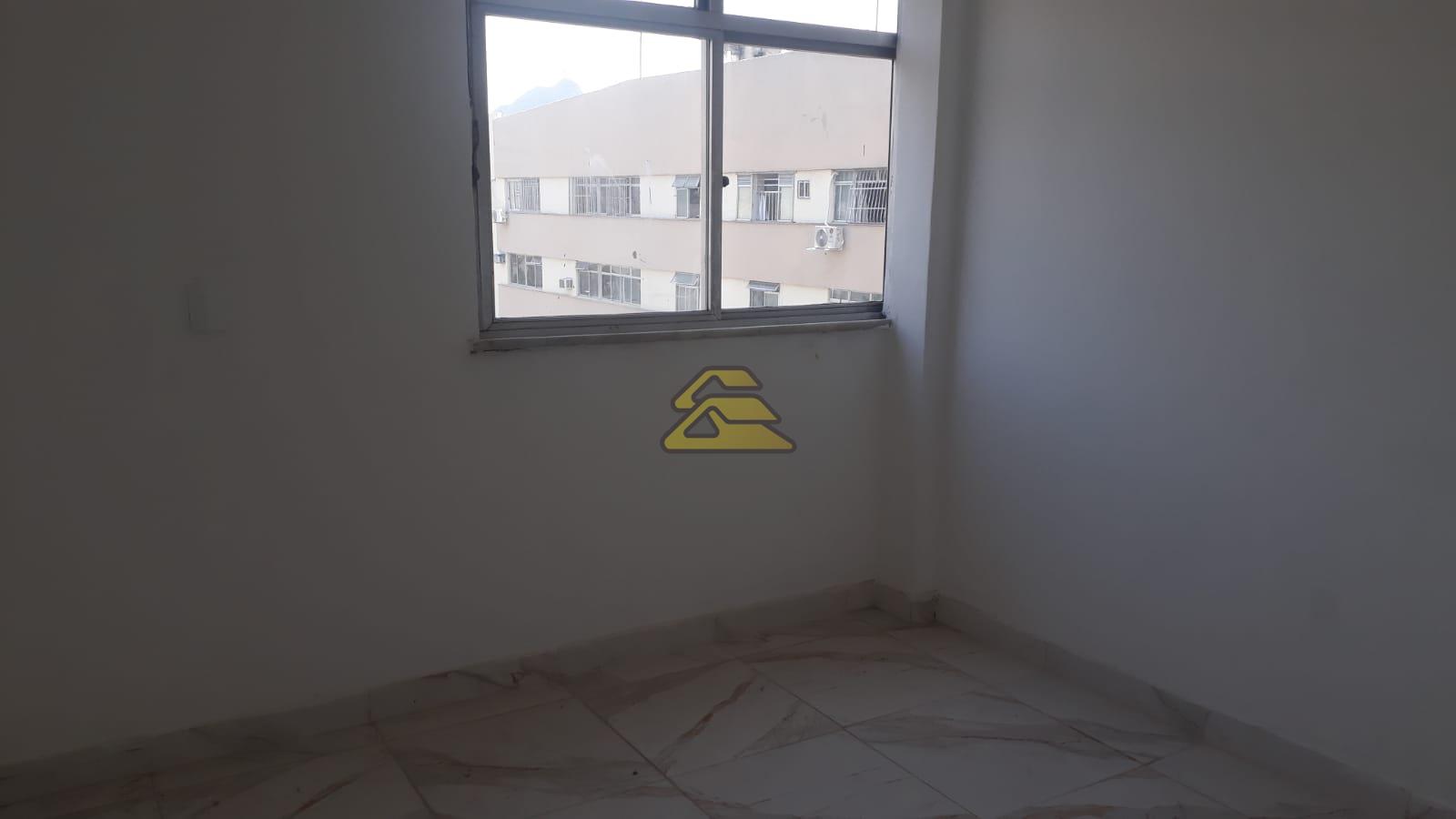 Apartamento à venda com 3 quartos, 69m² - Foto 3