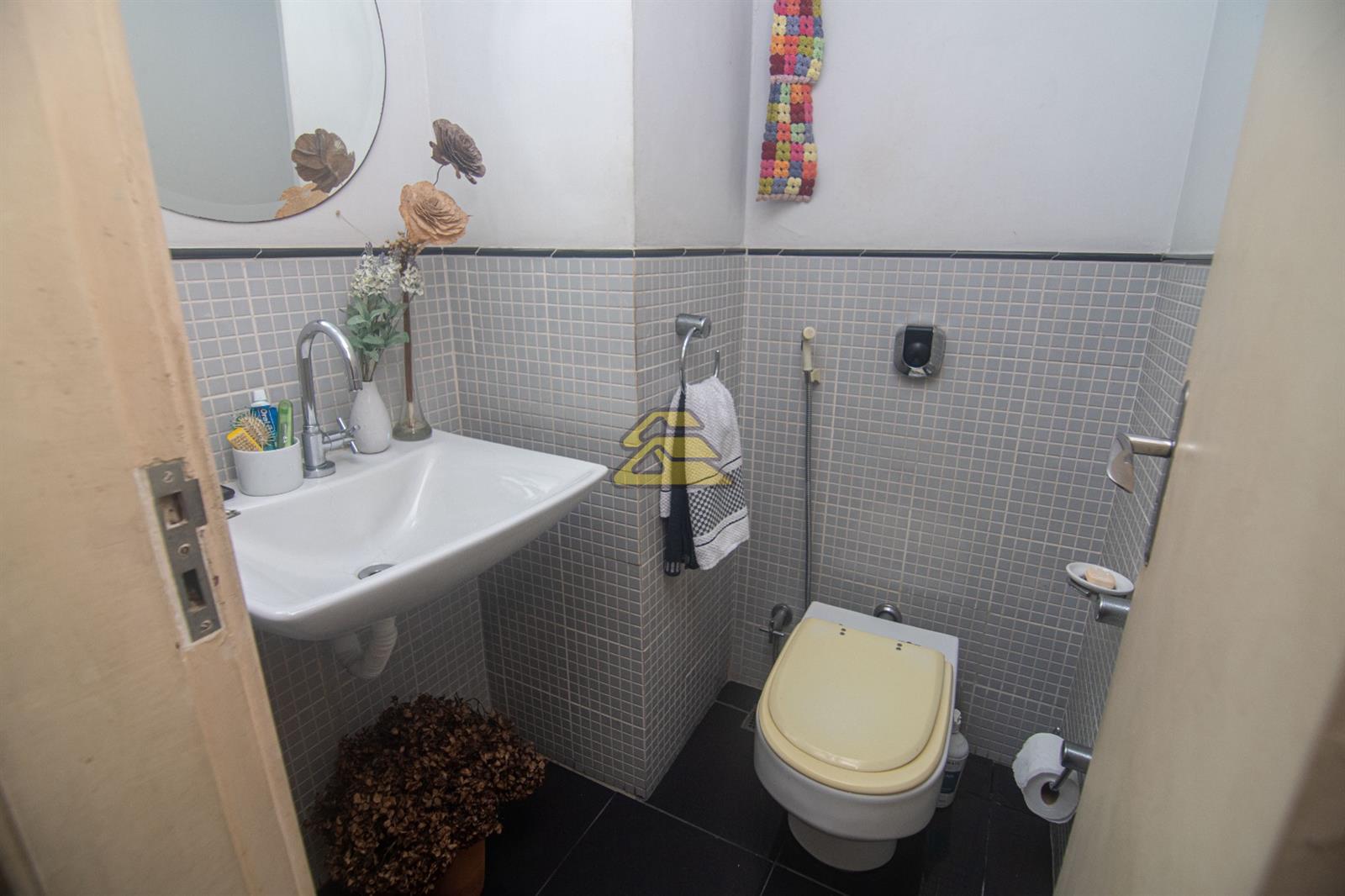 Apartamento à venda com 3 quartos, 149m² - Foto 18