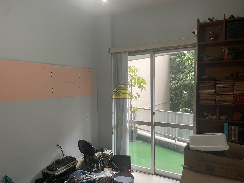 Apartamento à venda com 3 quartos, 112m² - Foto 9