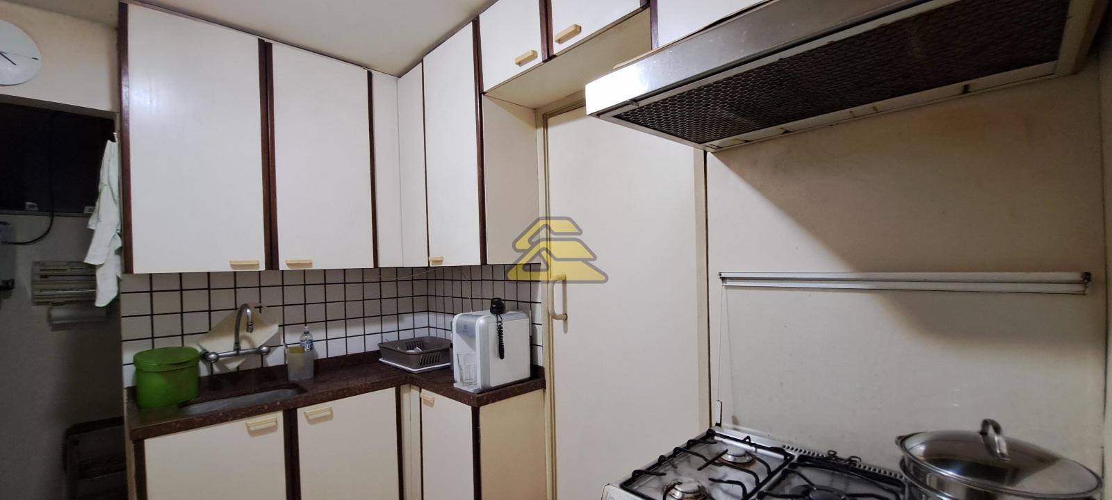 Apartamento à venda com 3 quartos, 140m² - Foto 20