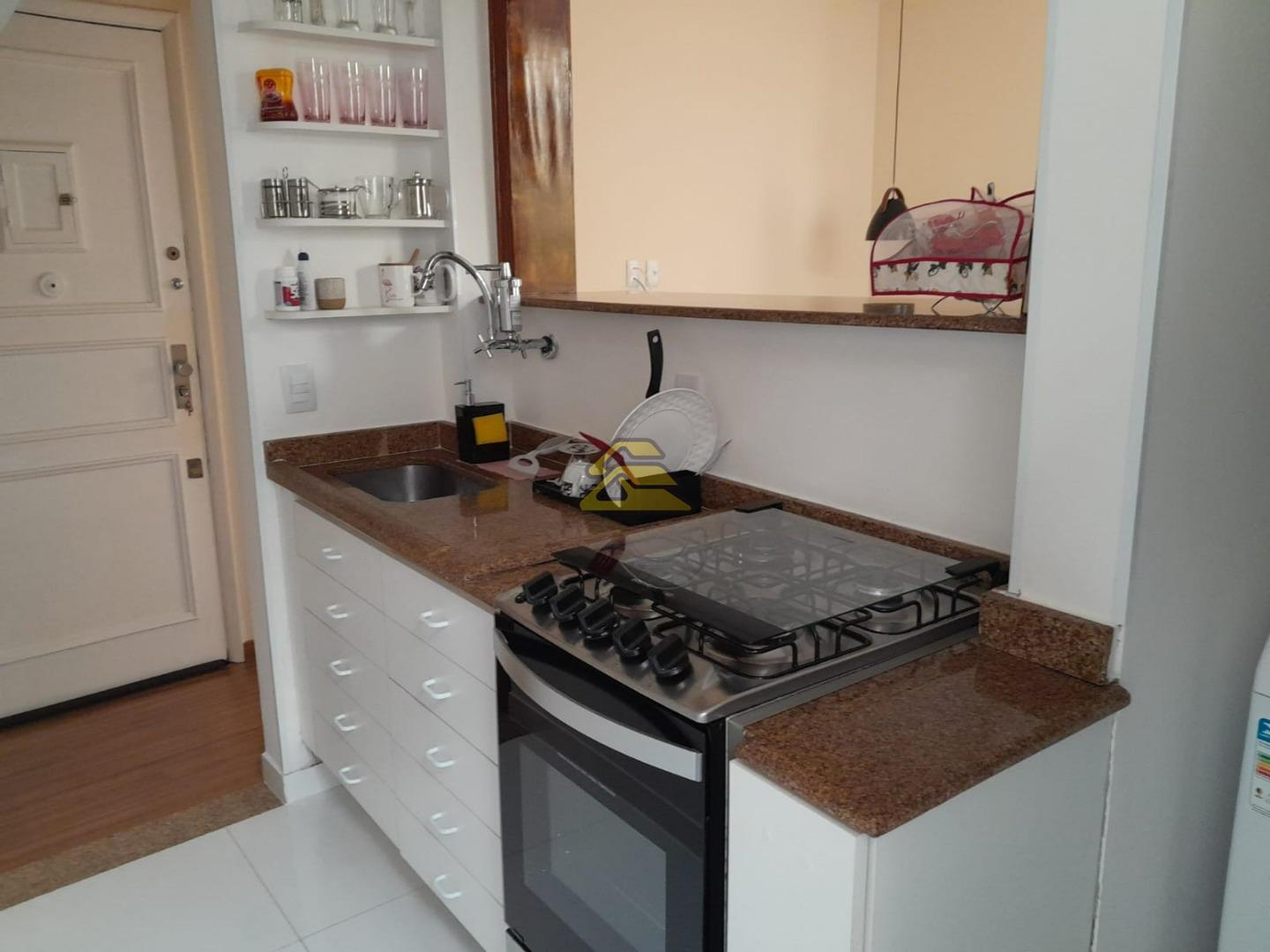 Apartamento à venda com 1 quarto, 42m² - Foto 17