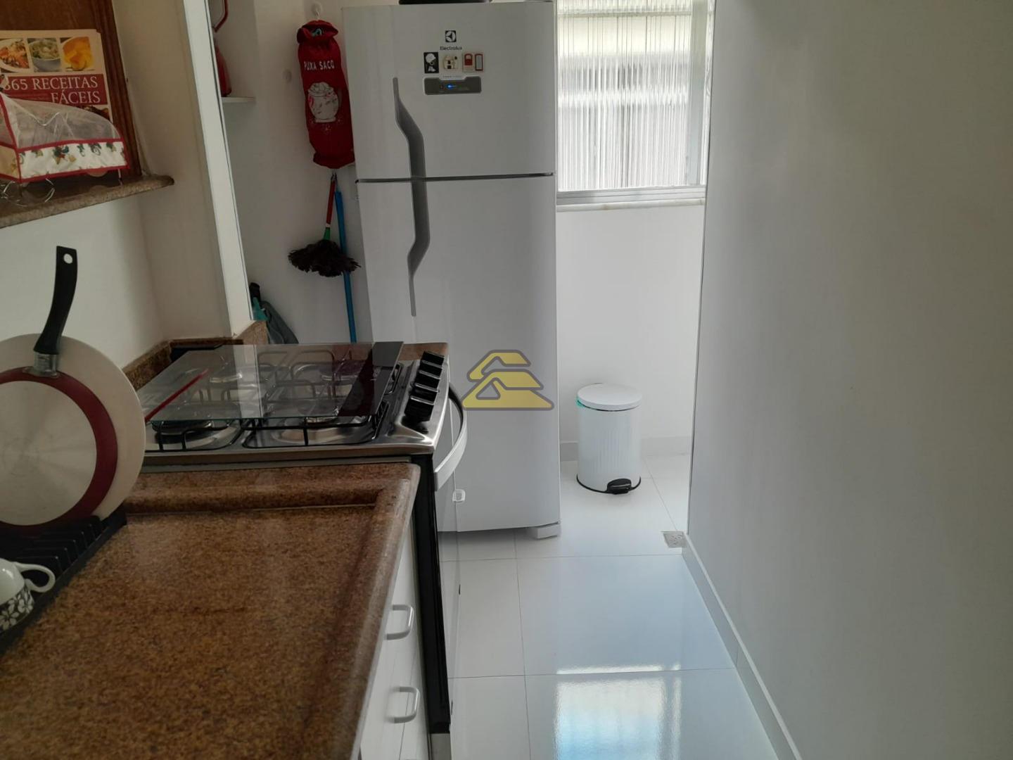 Apartamento à venda com 1 quarto, 42m² - Foto 16