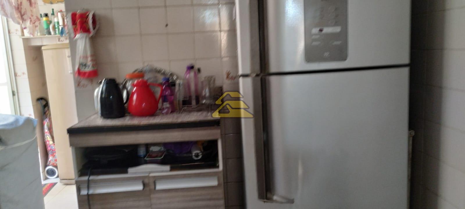 Apartamento à venda com 2 quartos, 78m² - Foto 11