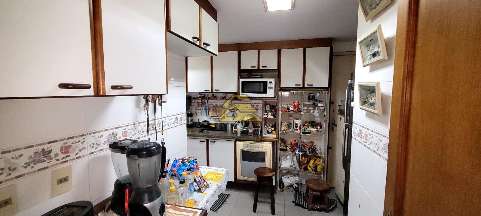 Apartamento à venda com 3 quartos, 77m² - Foto 18