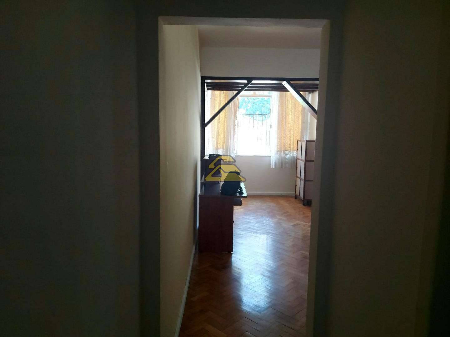 Apartamento à venda com 3 quartos, 98m² - Foto 3