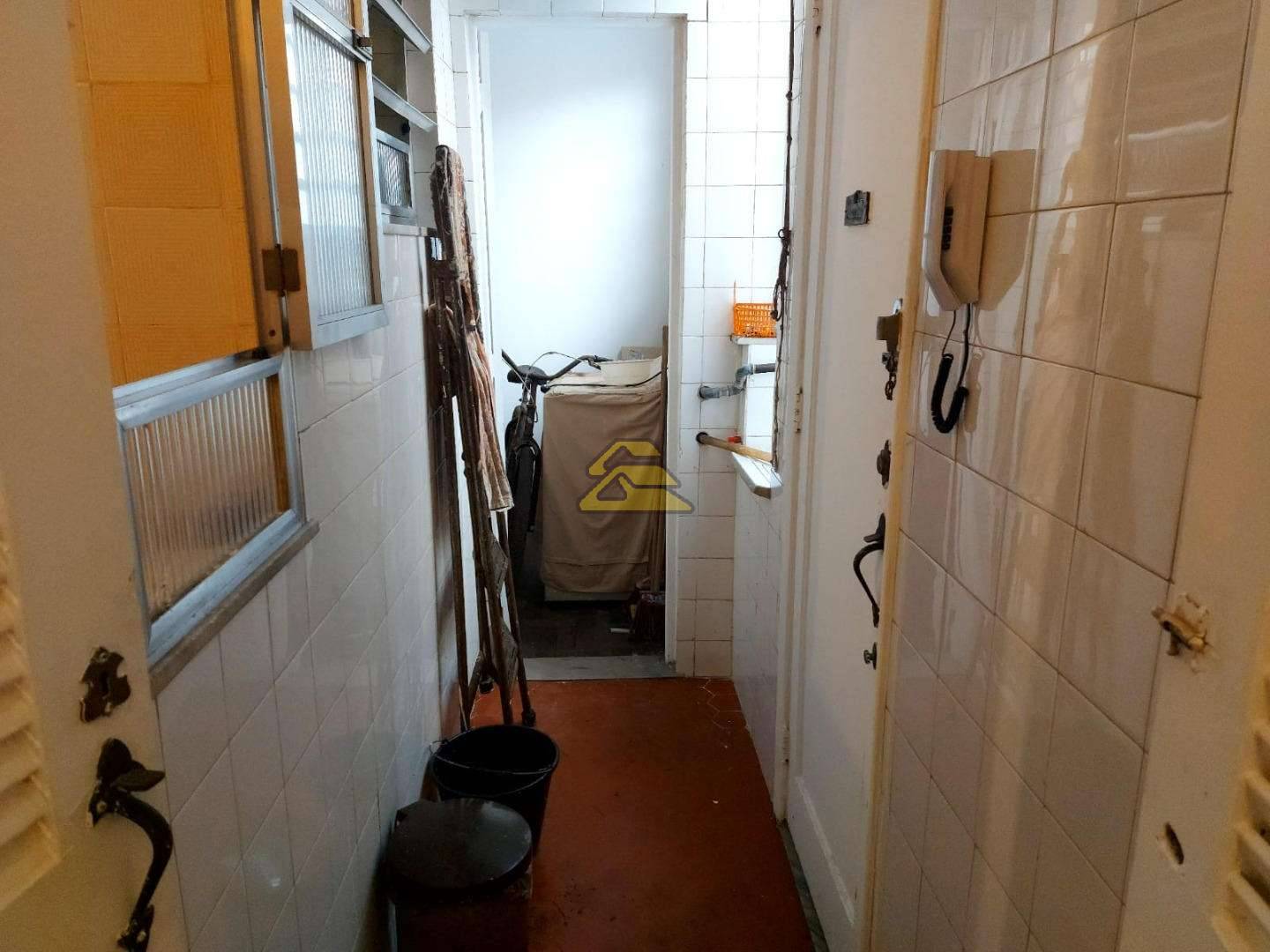 Apartamento à venda com 3 quartos, 98m² - Foto 11