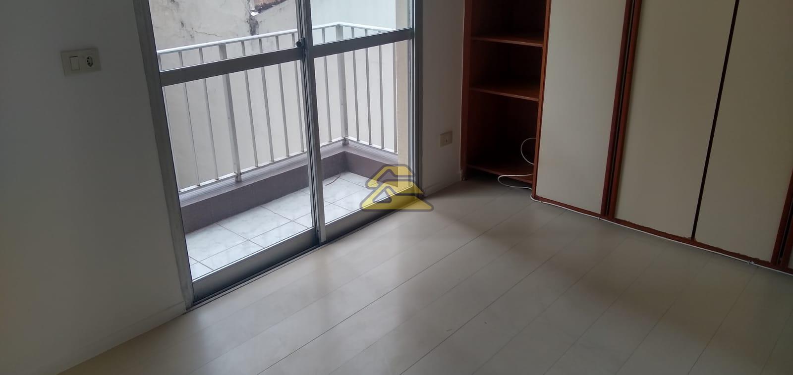 Apartamento à venda com 2 quartos, 84m² - Foto 9