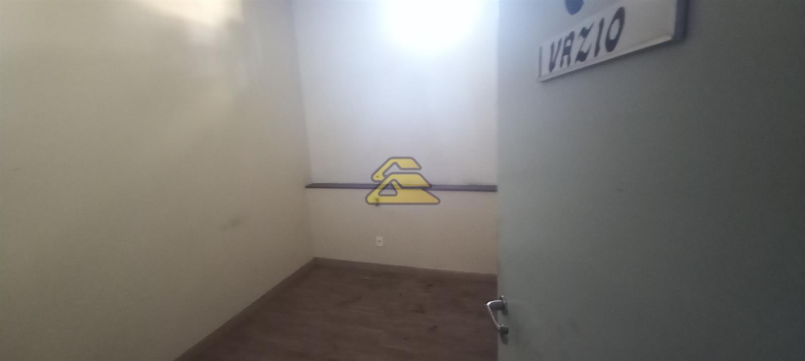 Prédio Inteiro à venda, 261m² - Foto 10