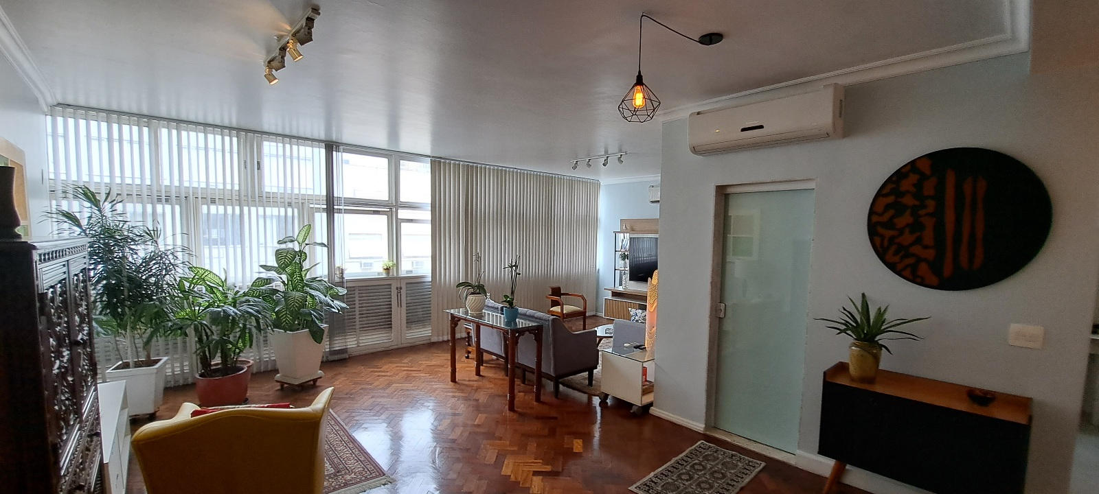 Apartamento à venda com 3 quartos, 163m² - Foto 1