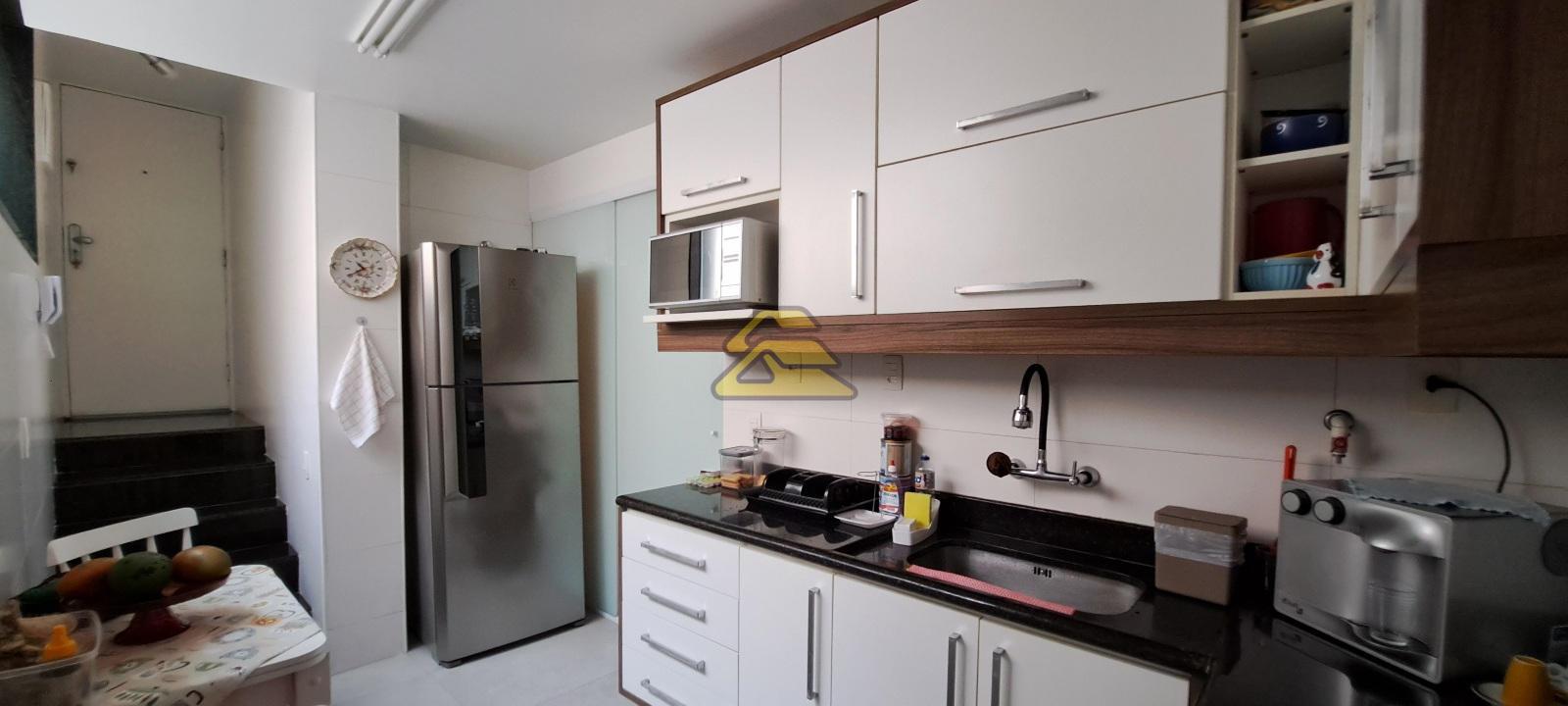 Apartamento à venda com 3 quartos, 163m² - Foto 19