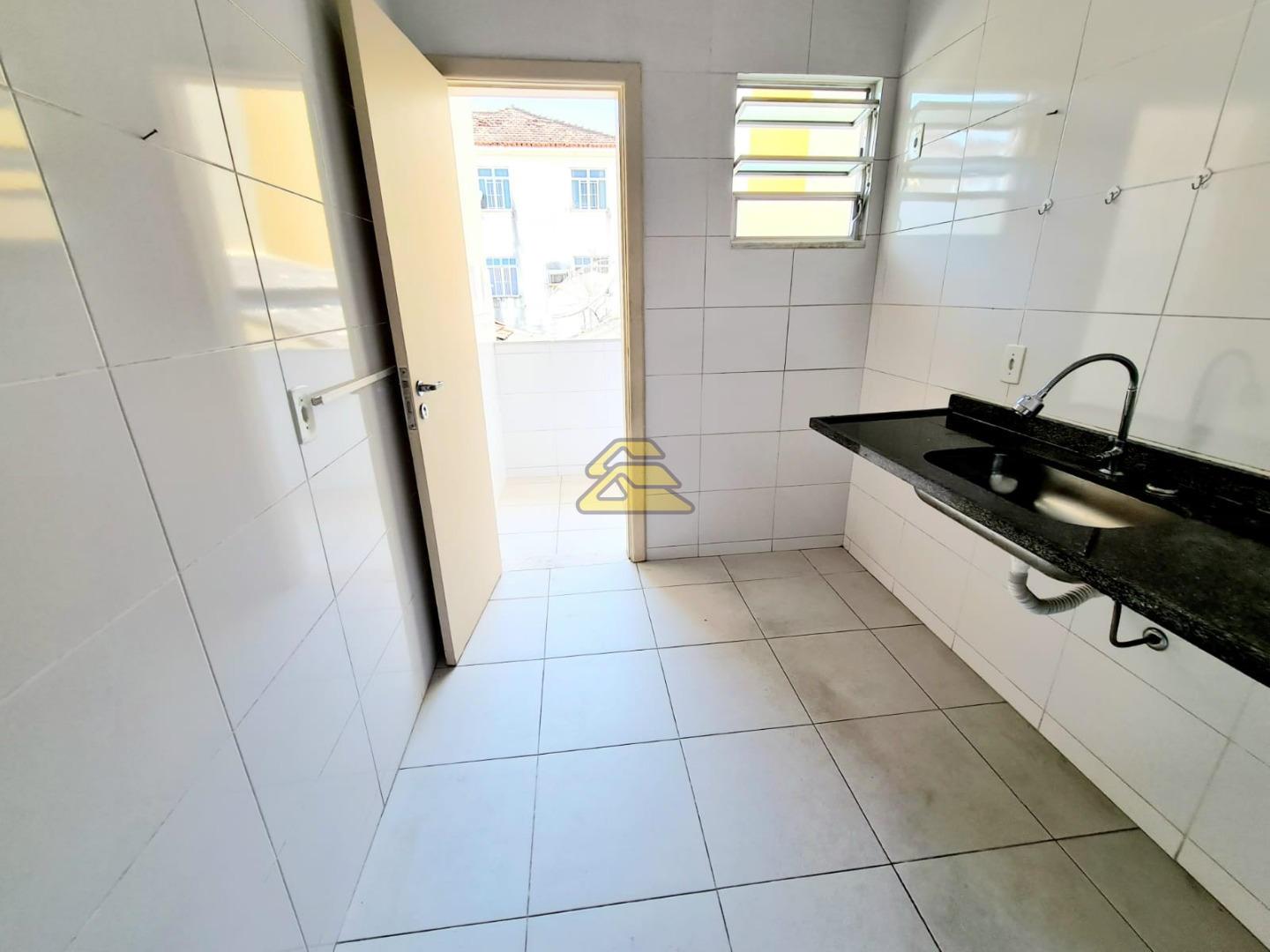 Apartamento à venda com 2 quartos, 71m² - Foto 8