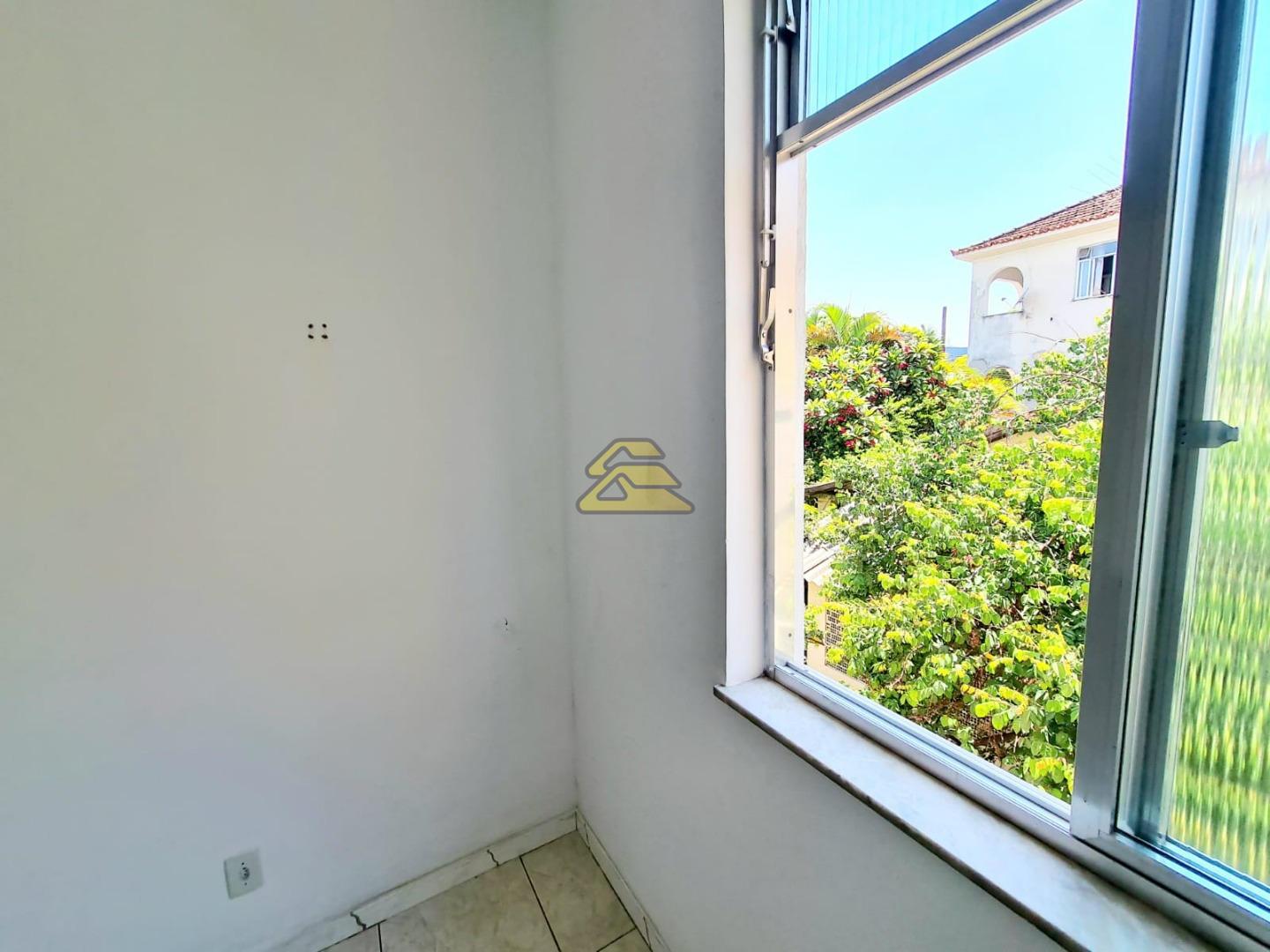 Apartamento à venda com 2 quartos, 71m² - Foto 3