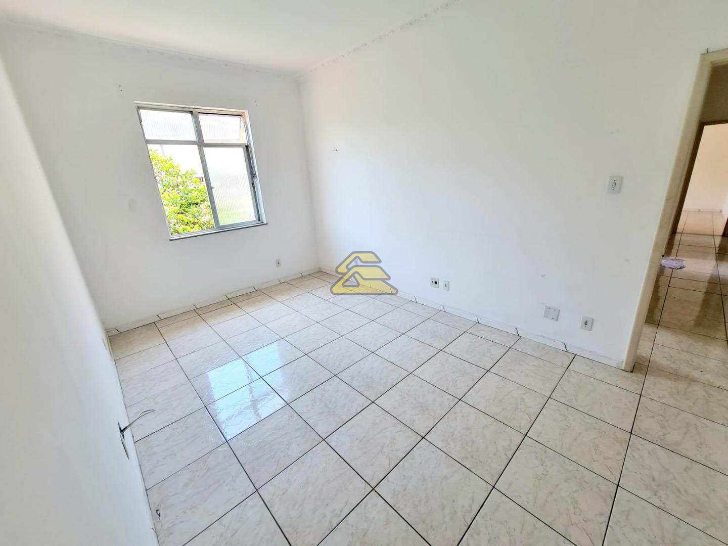 Apartamento à venda com 2 quartos, 71m² - Foto 1