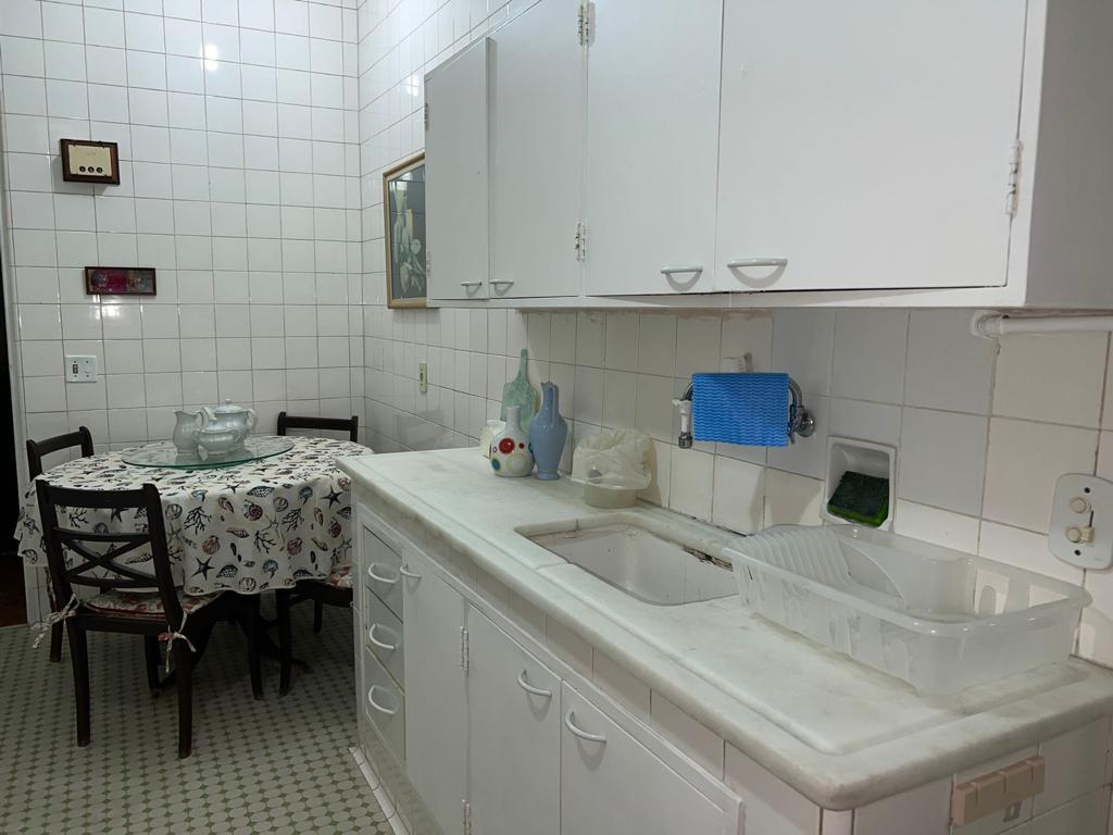 Apartamento à venda com 3 quartos, 201m² - Foto 23