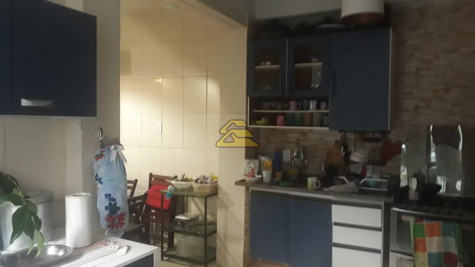 Casa à venda com 5 quartos, 160m² - Foto 14