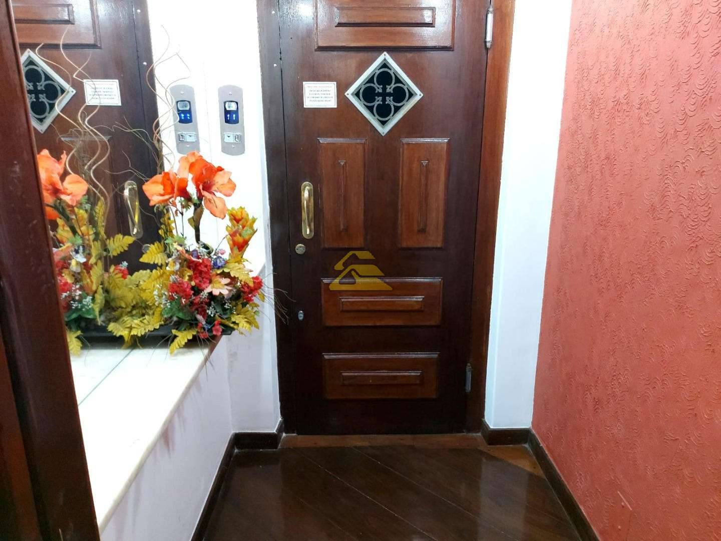 Apartamento à venda com 3 quartos, 151m² - Foto 13