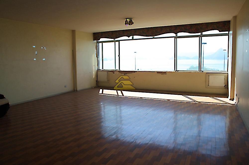 Apartamento à venda com 3 quartos, 233m² - Foto 5