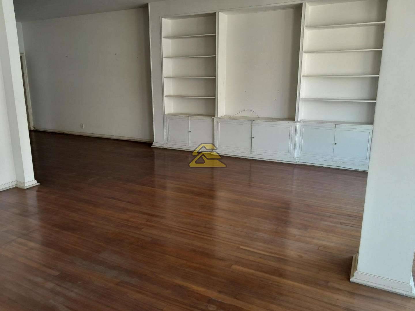 Apartamento à venda com 3 quartos, 156m² - Foto 13