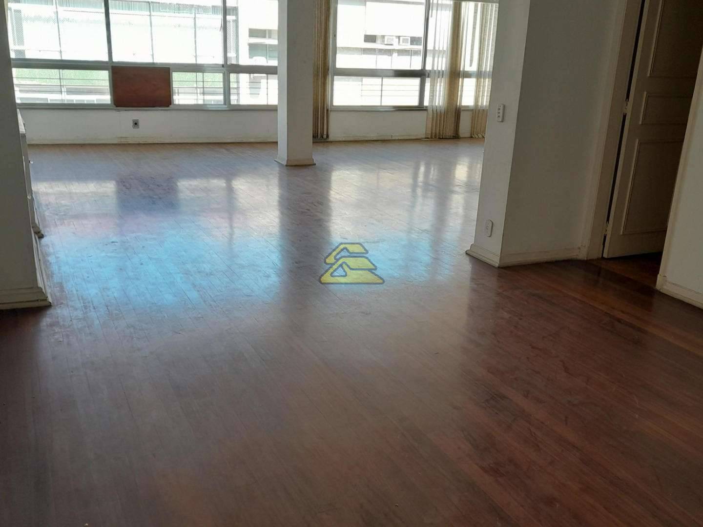 Apartamento à venda com 3 quartos, 156m² - Foto 14