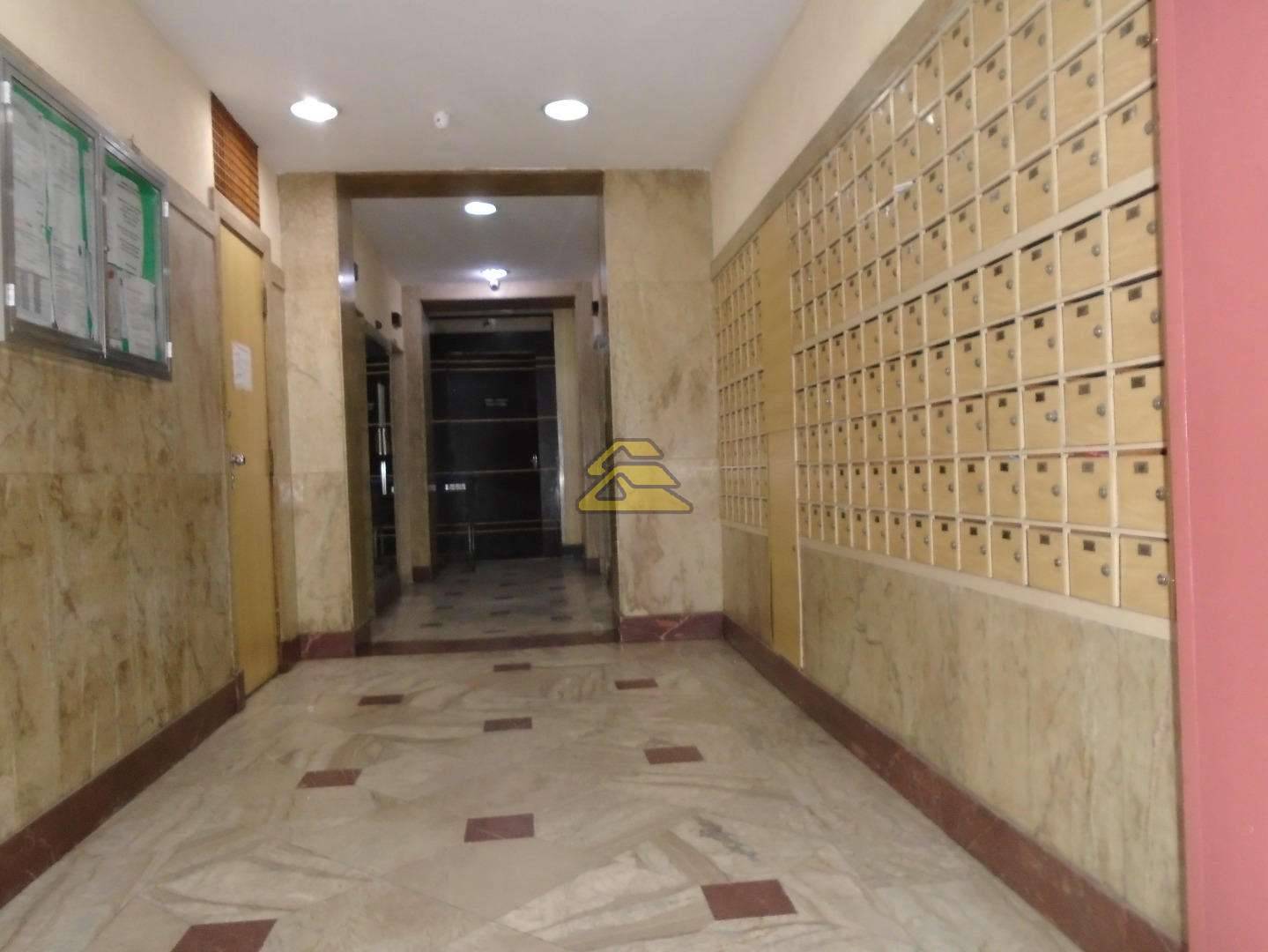 Apartamento à venda com 1 quarto, 40m² - Foto 4