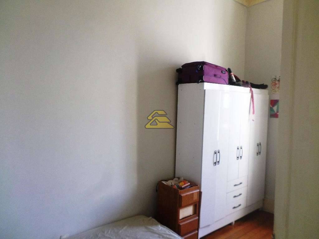 Apartamento à venda com 2 quartos, 70m² - Foto 9