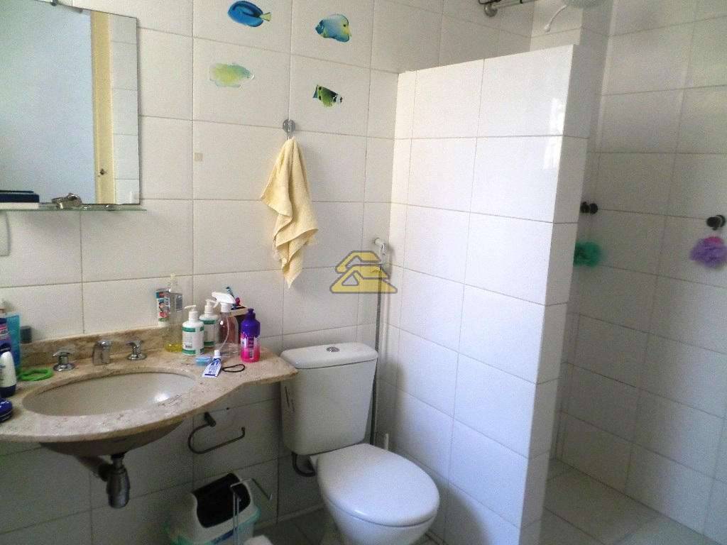 Apartamento à venda com 2 quartos, 70m² - Foto 27