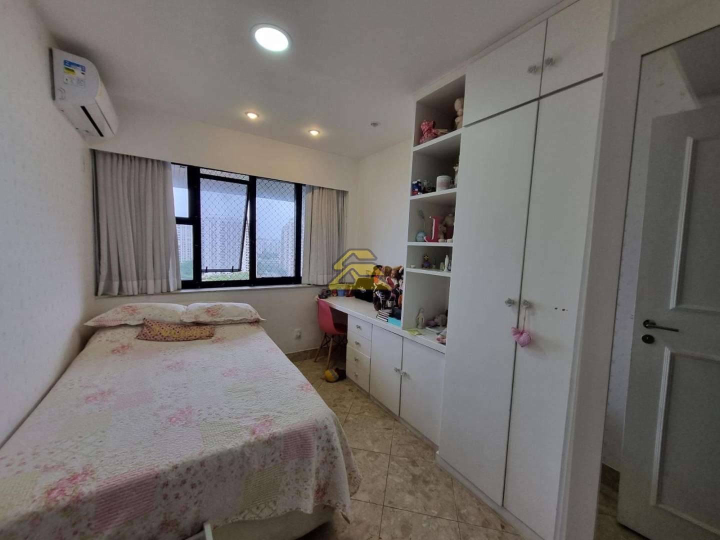 Cobertura à venda com 3 quartos, 235m² - Foto 9