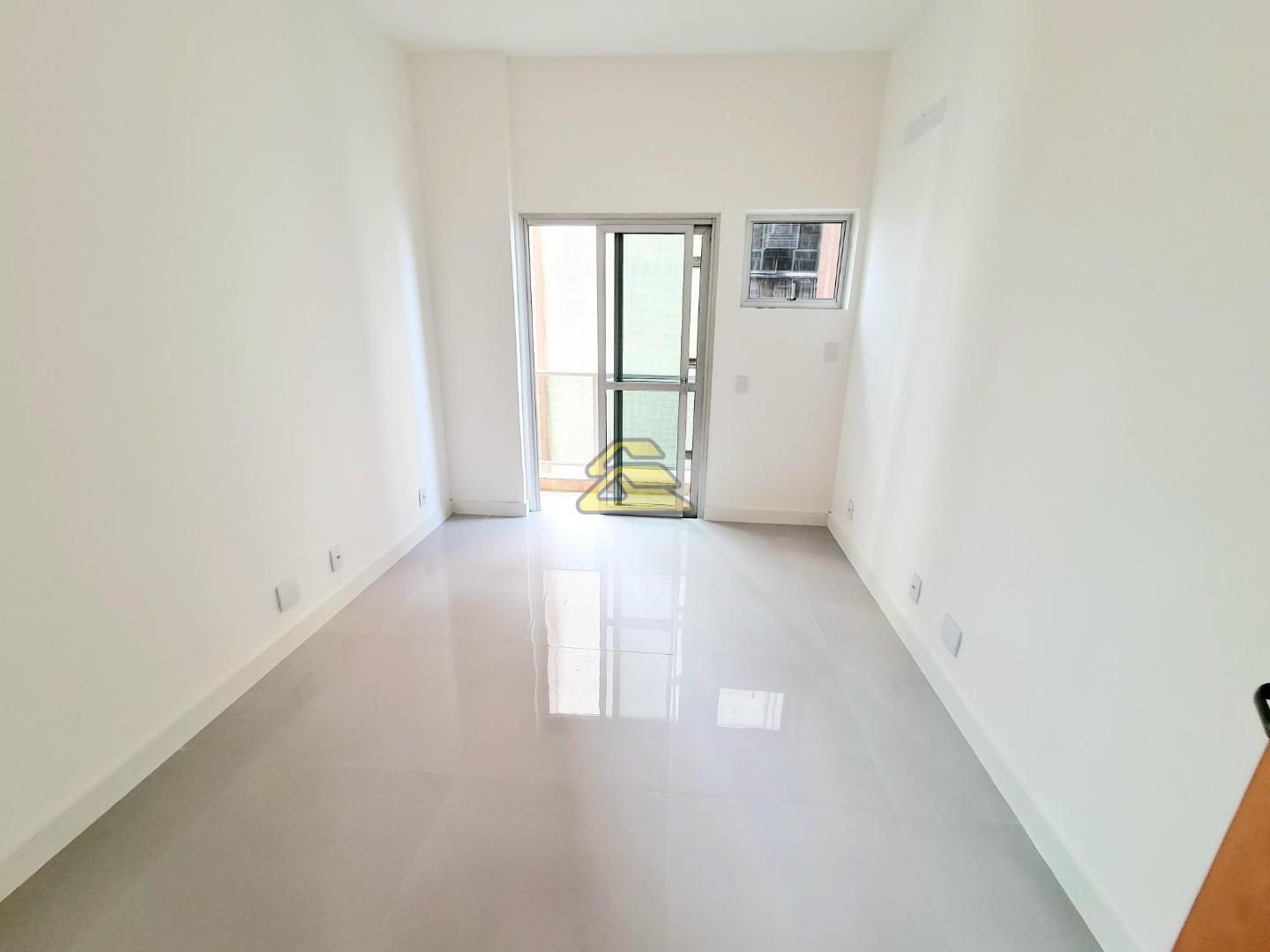 Apartamento à venda com 4 quartos, 185m² - Foto 13