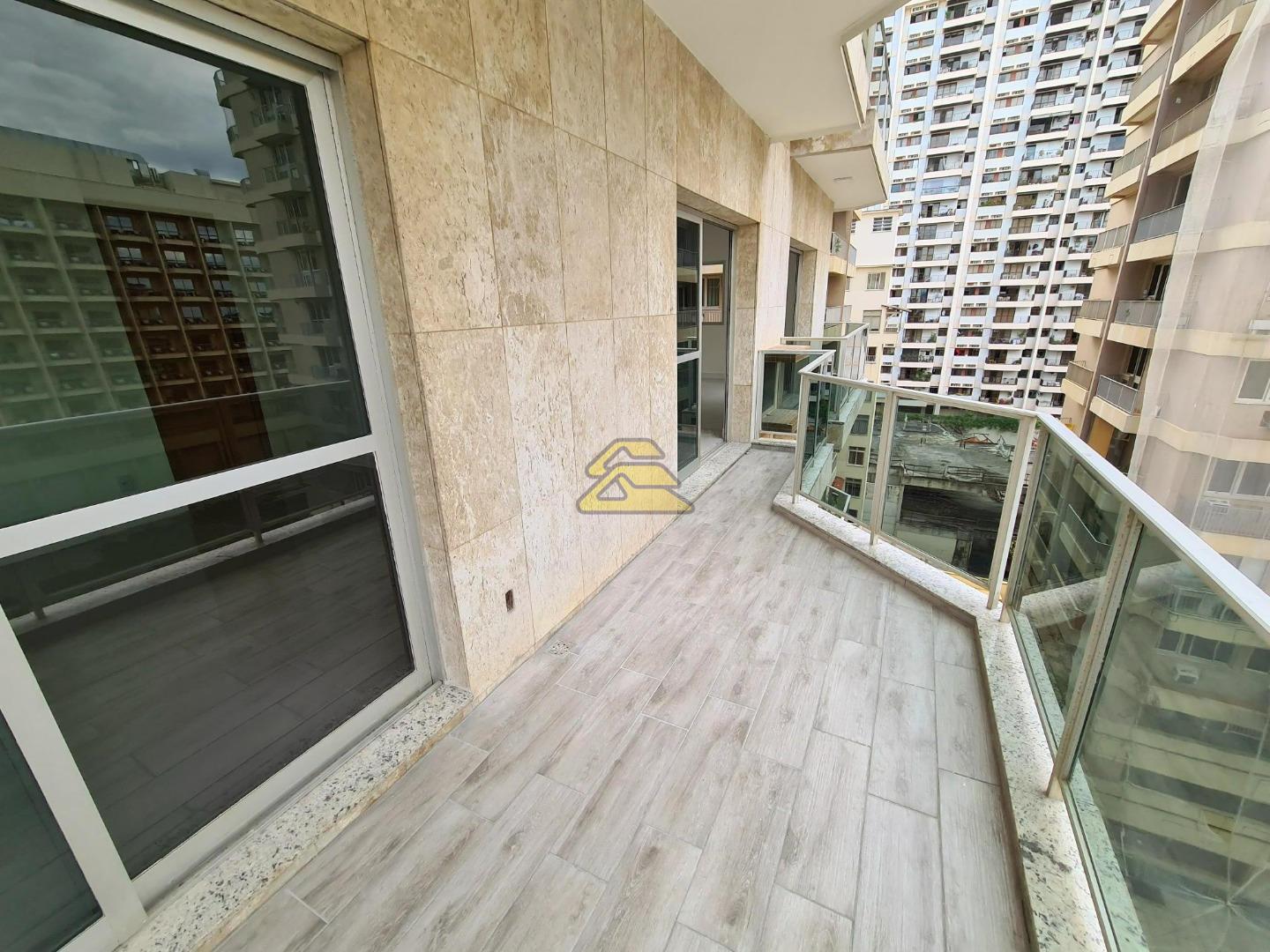 Apartamento à venda com 4 quartos, 185m² - Foto 3