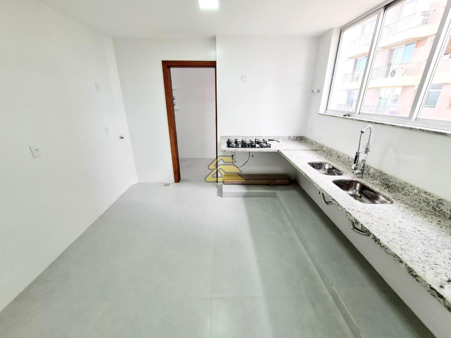 Apartamento à venda com 4 quartos, 185m² - Foto 21