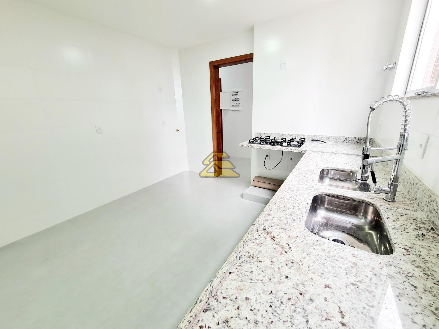 Apartamento à venda com 4 quartos, 185m² - Foto 22