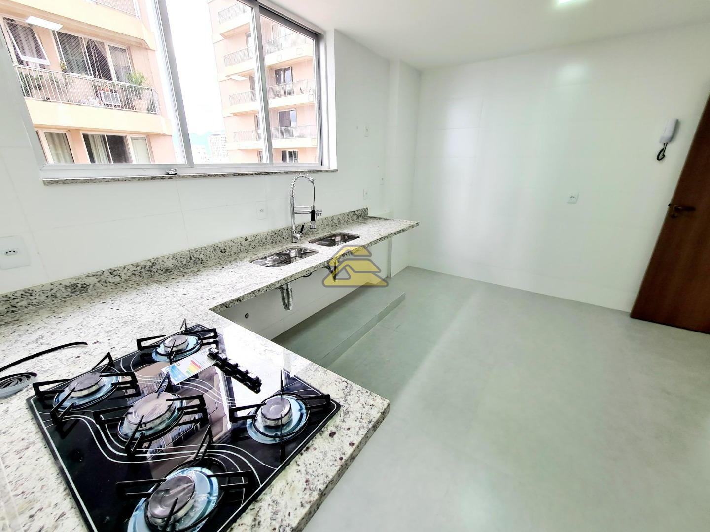 Apartamento à venda com 4 quartos, 185m² - Foto 23