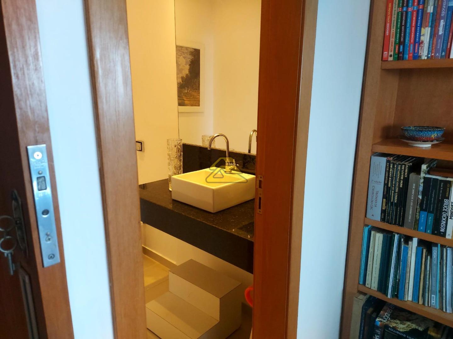 Apartamento à venda com 4 quartos, 215m² - Foto 23