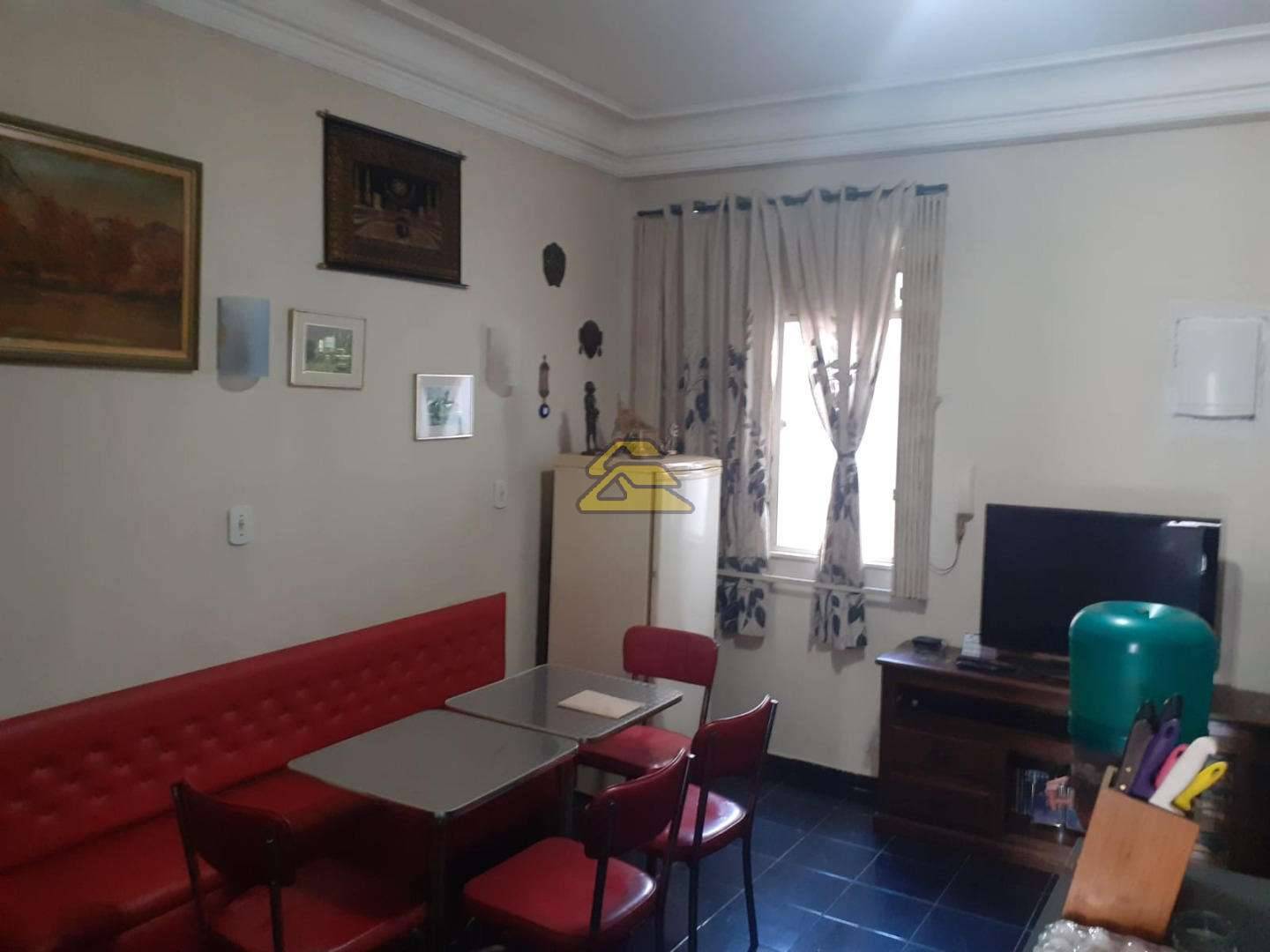 Apartamento à venda com 1 quarto, 38m² - Foto 1