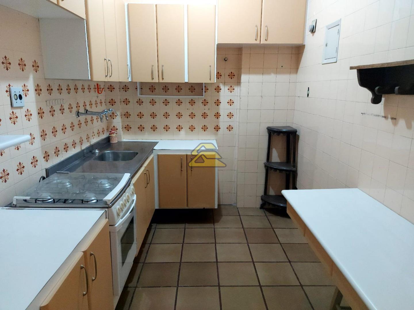 Apartamento à venda com 3 quartos, 137m² - Foto 21