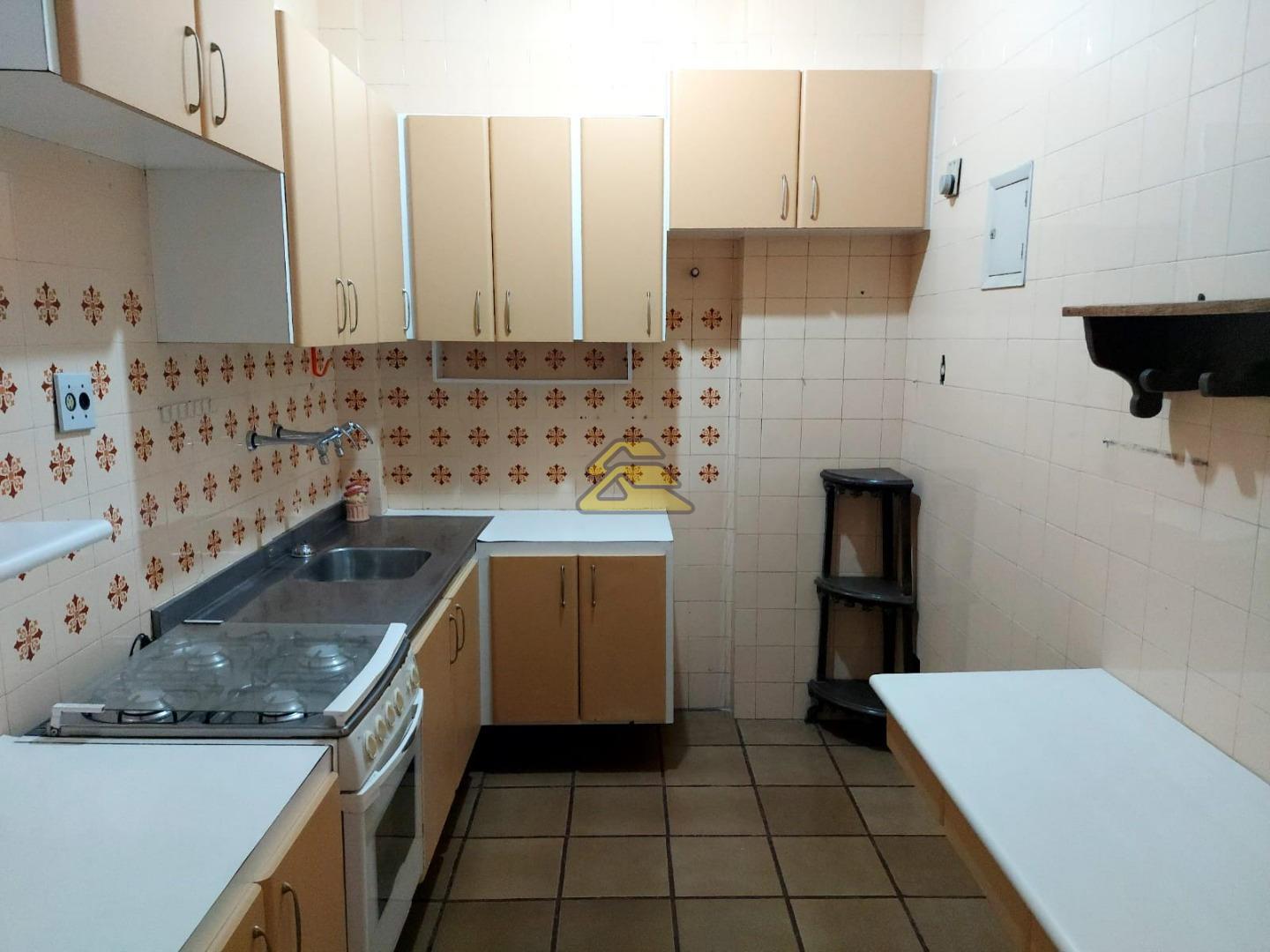 Apartamento à venda com 3 quartos, 137m² - Foto 22